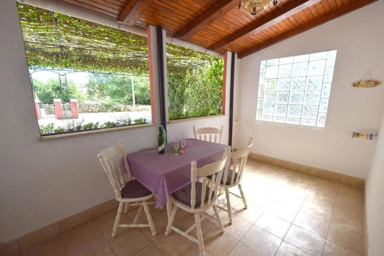 Apartments Tavcar Malinska
